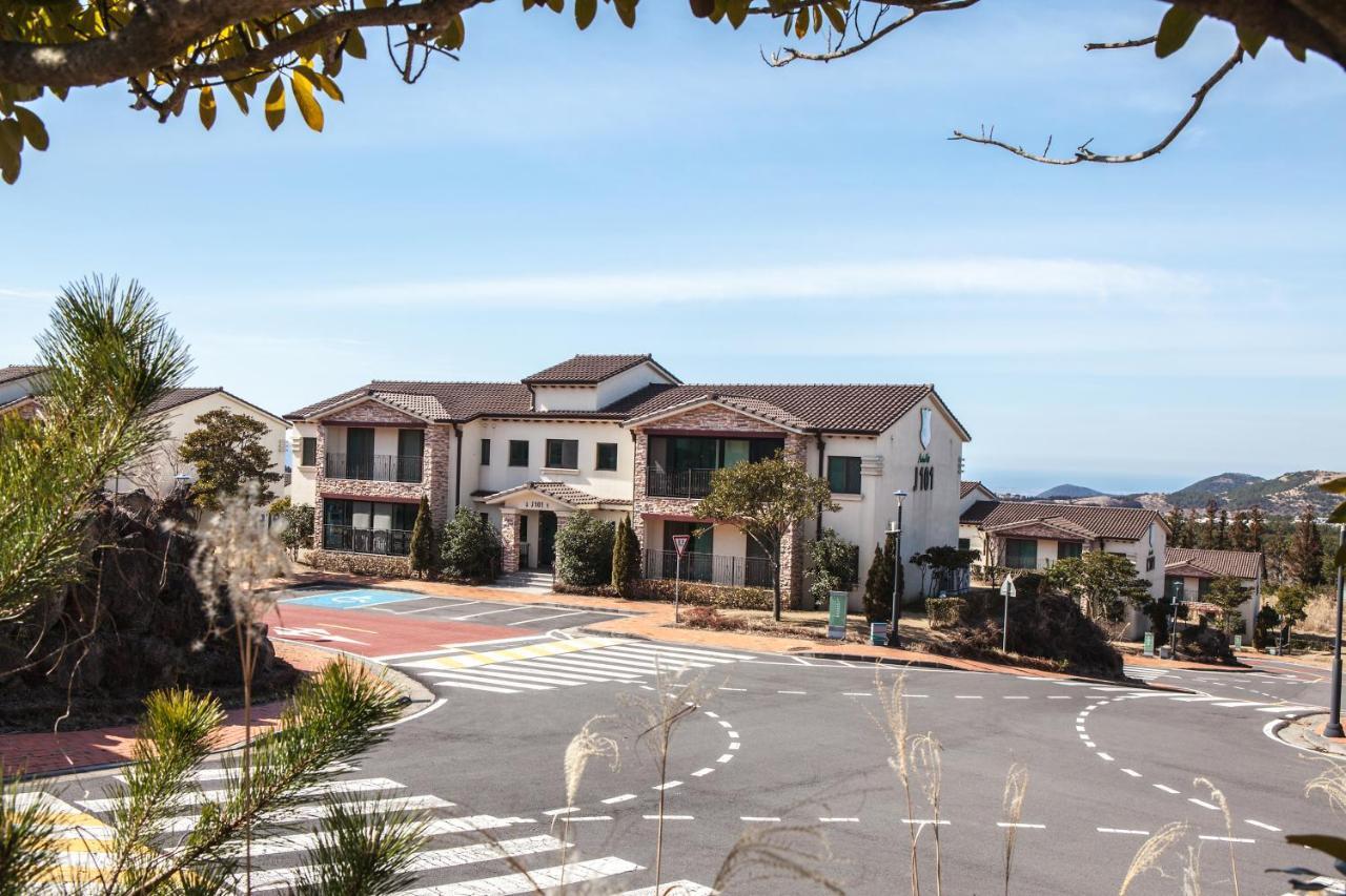 Ardenhill Resort & Golf 济州市 外观 照片